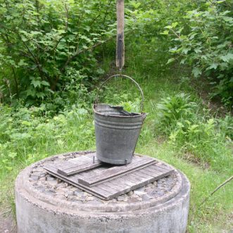 Remonttilainaa Varpaisjärvellä sijaitsevan mökin remonttiin